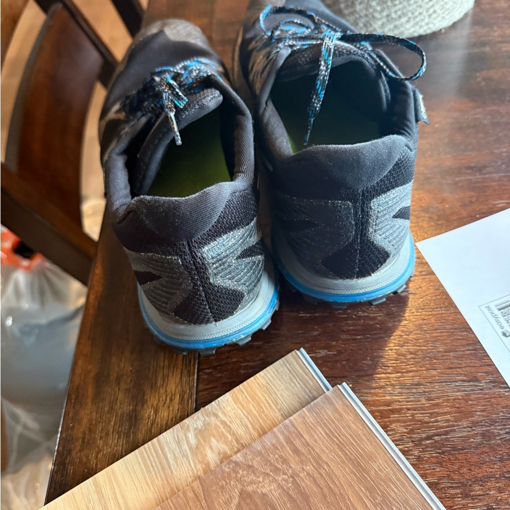 Nike Black and Blue Athletic Shoes Goretex. Light wear